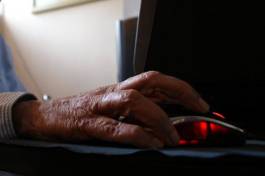 More elderly people are using the computer to stay in touch.